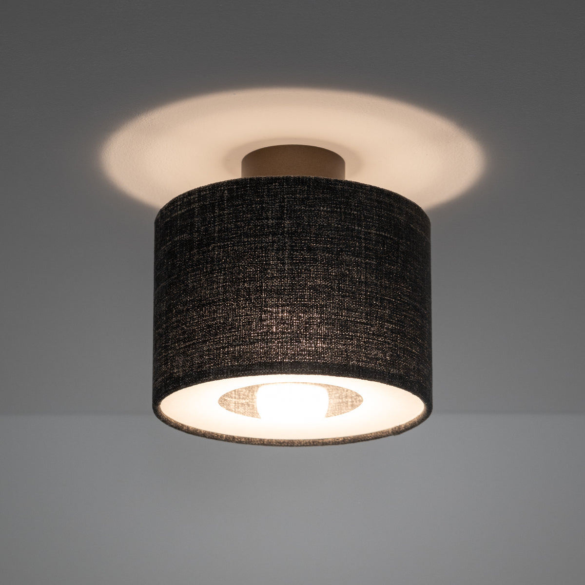 Nowodvorski Lampa przysufitowa AMARELA S 15W only LED 220-230 50/60 Hz - Tkanina - Czarny melanż 11657 - lampa włączona