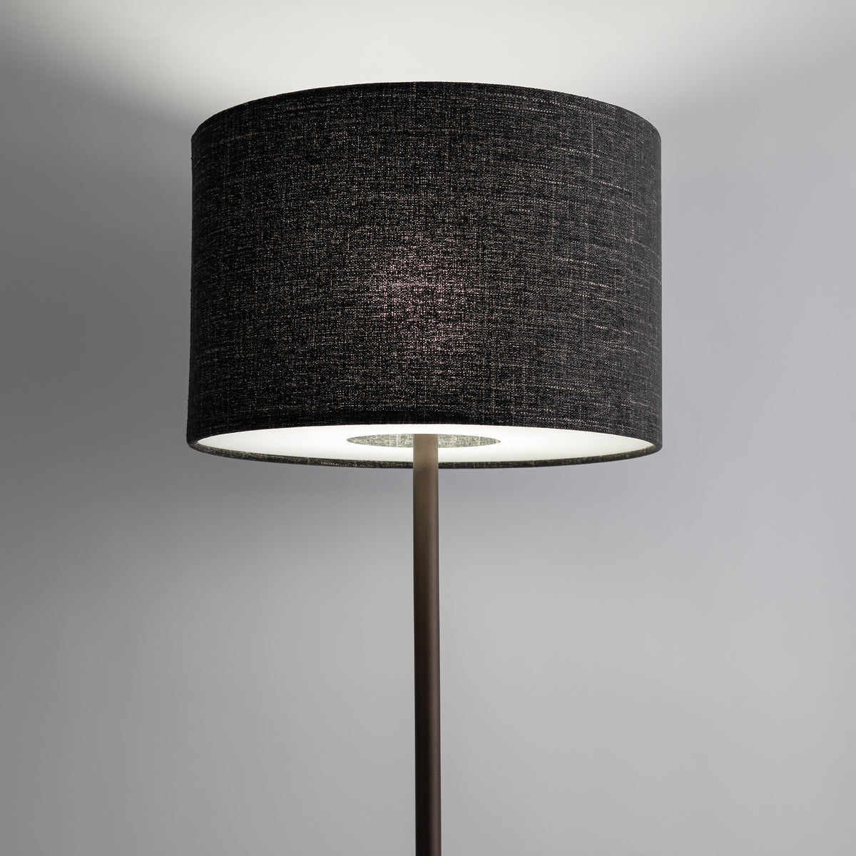 Nowodvorski Lampa podłogowa AMARELA 25W only LED 220-230 50/60 Hz - Tkanina - Czarny melanż 11663 - lampa włączona