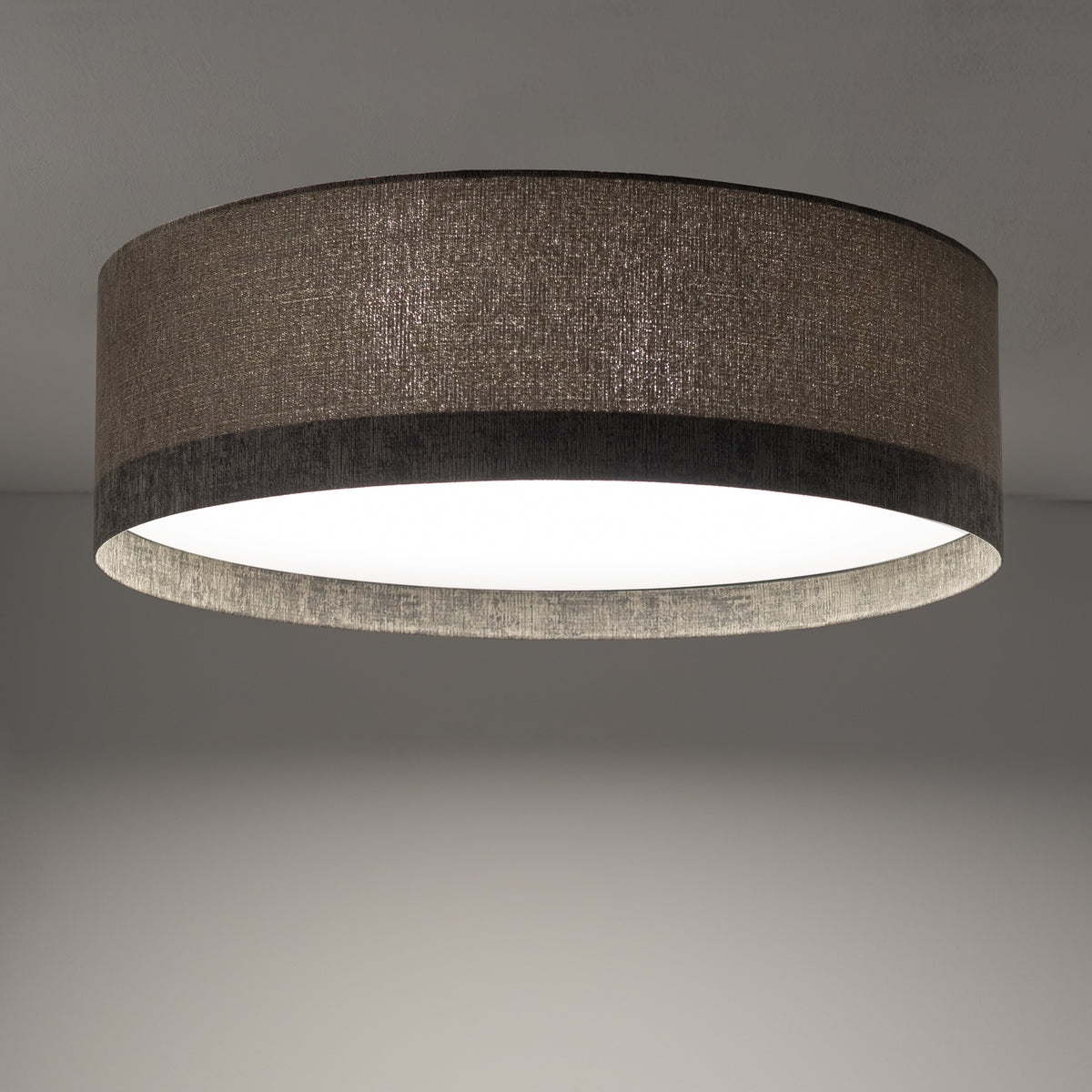 Nowodvorski Plafon LAGO M 15W only LED 220-230 50/60 Hz - Tkanina - Szary 11680 - lampa włączona