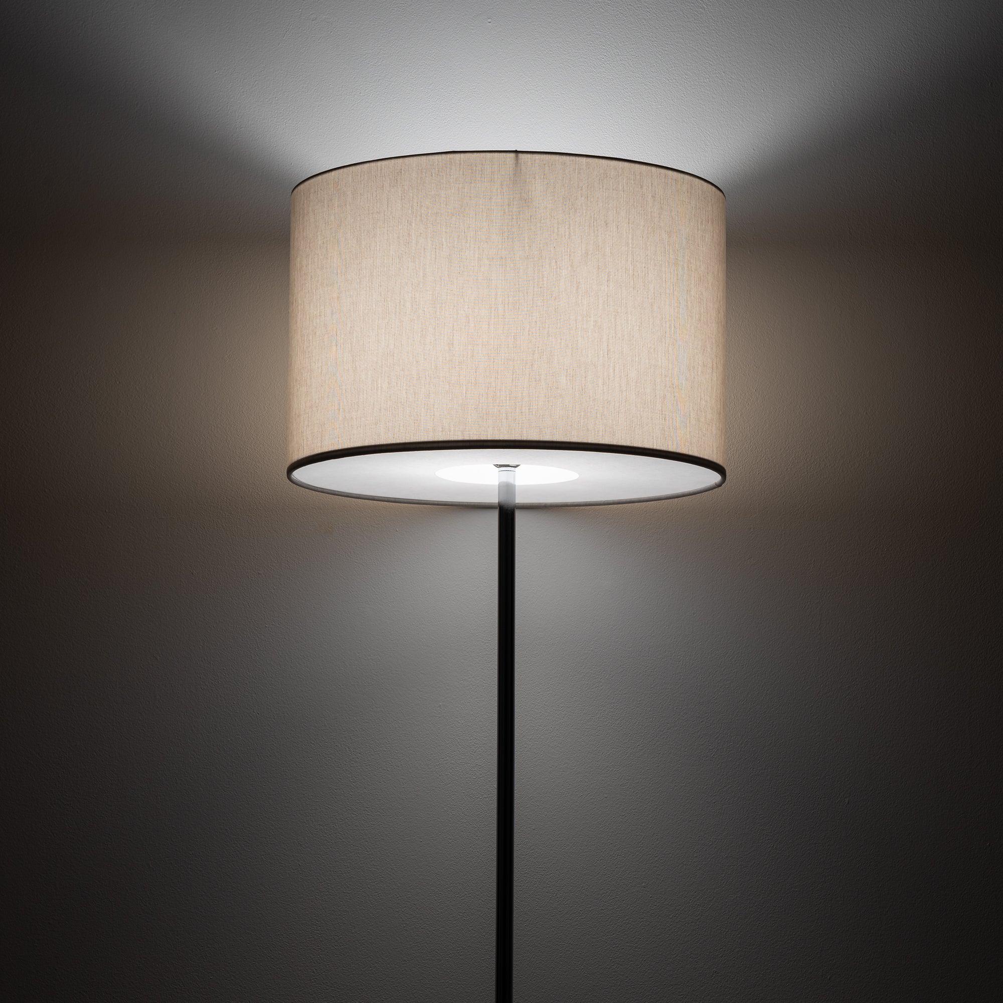 Nowodvorski Lampa podłogowa HOTEL MOOD 25W only LED 220-230 50/60 - Tkanina - Kremowy 11782