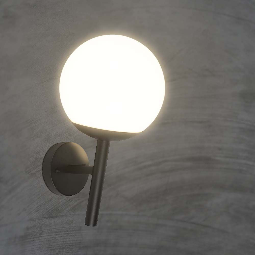 Lampa Ścienna LED / Trzonek: E27 / Kula / Kolor: Czarna