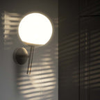 Lampa Ścienna LED / Trzonek: E27 / Kula / Kolor: Czarna