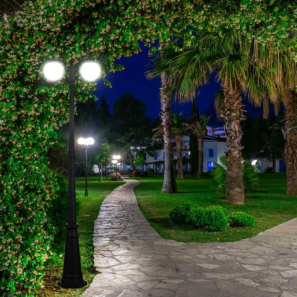 Lampa stojąca LED / Trzonek: E27 / Kula / Kolor: Czarna