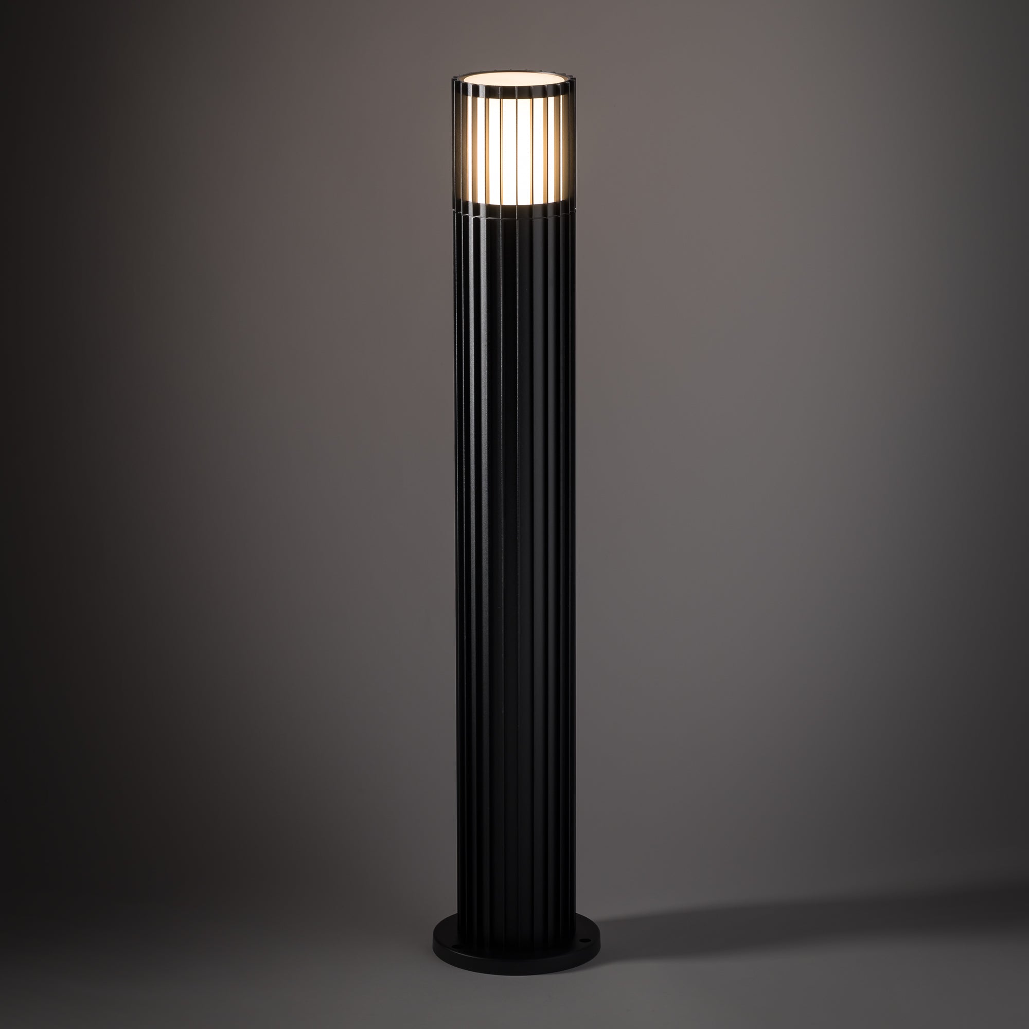 Nowodvorski Lampa stojąca SHIRA max 25 only LED 220-230 50/60 IP54 - Aluminium lakierowane - Czarny 11965