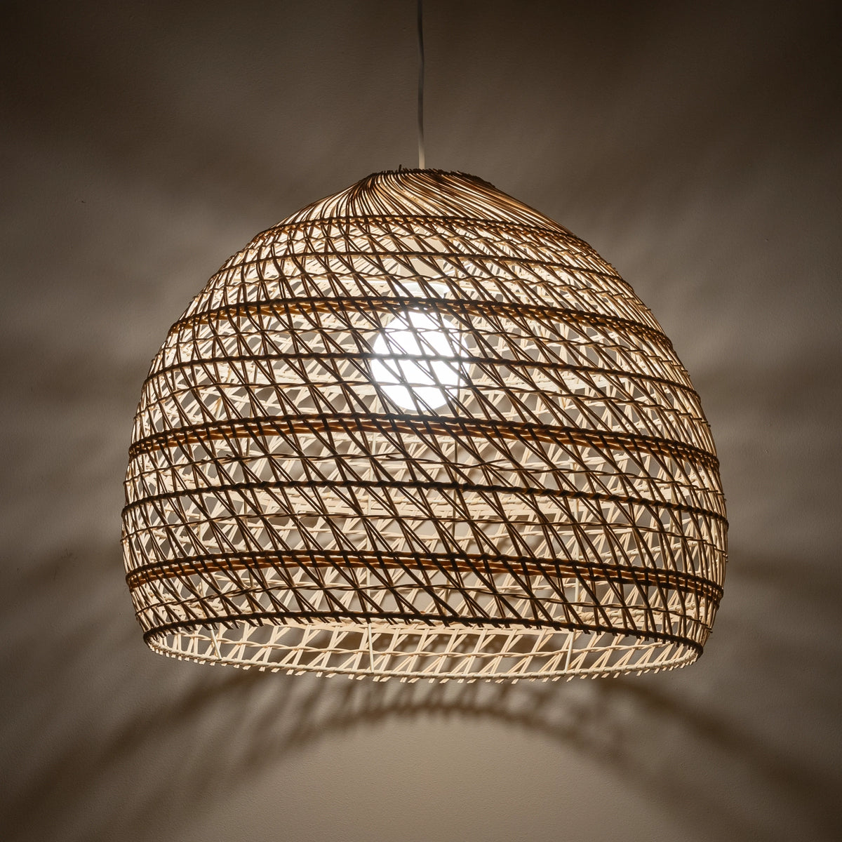 Nowodvorski Klosz / Oprawa CAMELEON BOHO L - Rattan - Naturalne drewno 12507 - lampa włączona