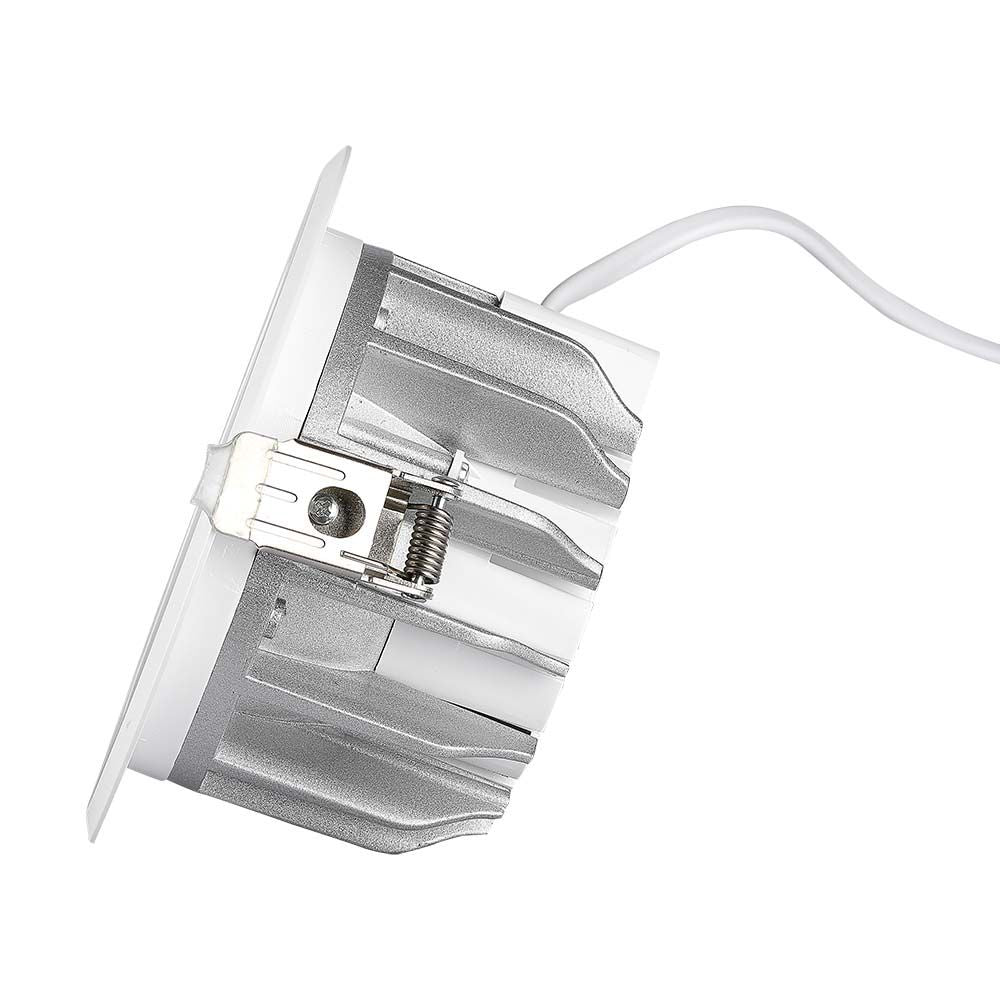 30W Oprawa wpuszczana reflektor LED / Barwa:3000K / HIGH LUMEN
