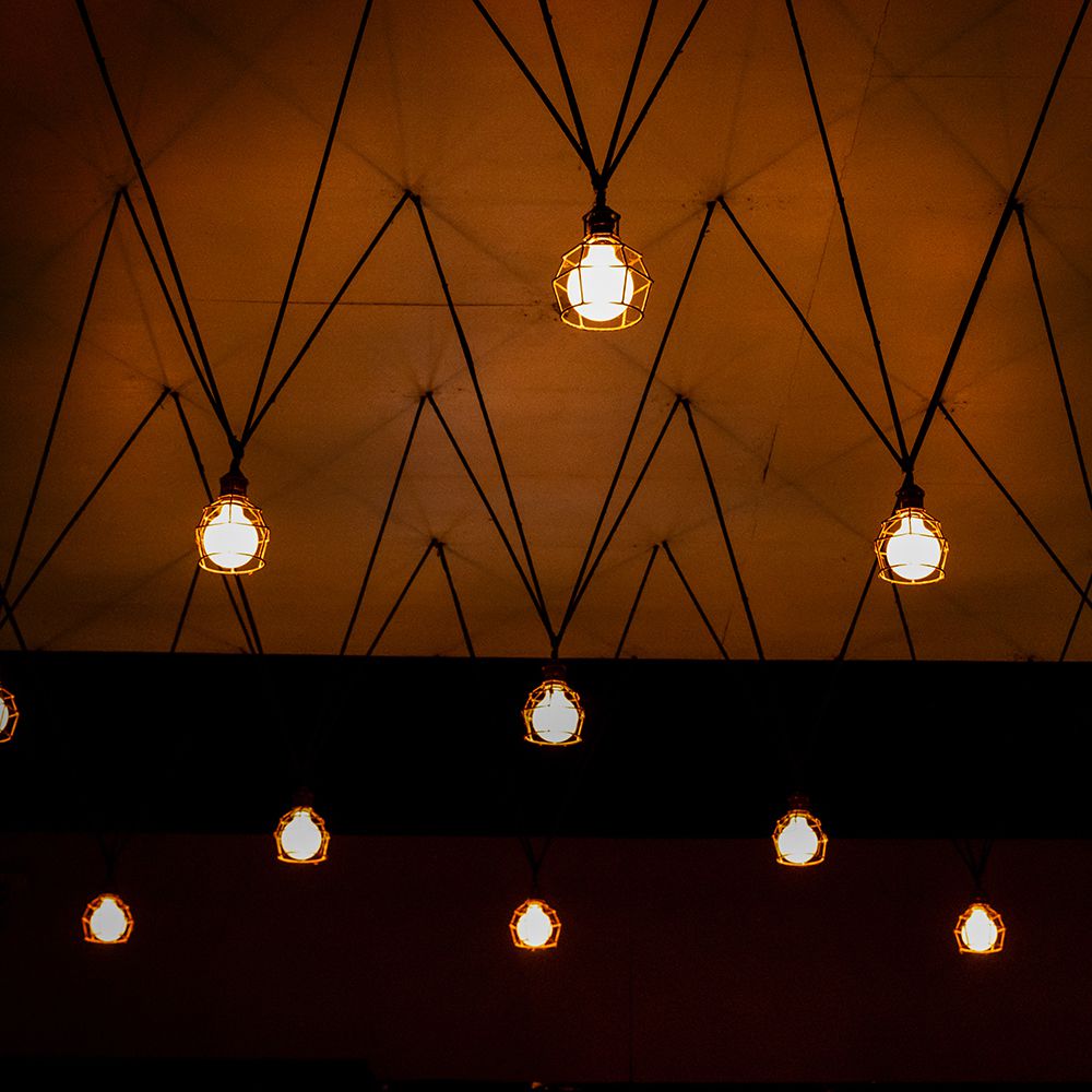 6W G95 Żarówka LED Filament / Klosz Transparentny / Barwa:3000K / Trzonek:E27