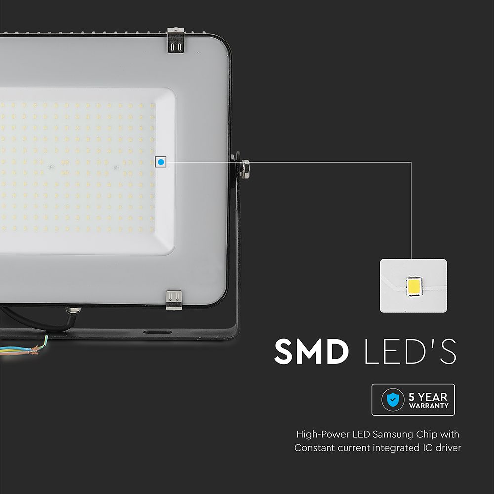 150W Naświetlacz LED SMD / Chip SAMSUNG / Barwa:4000K / Obudowa: Czarna / Wydajność: 115lm/w