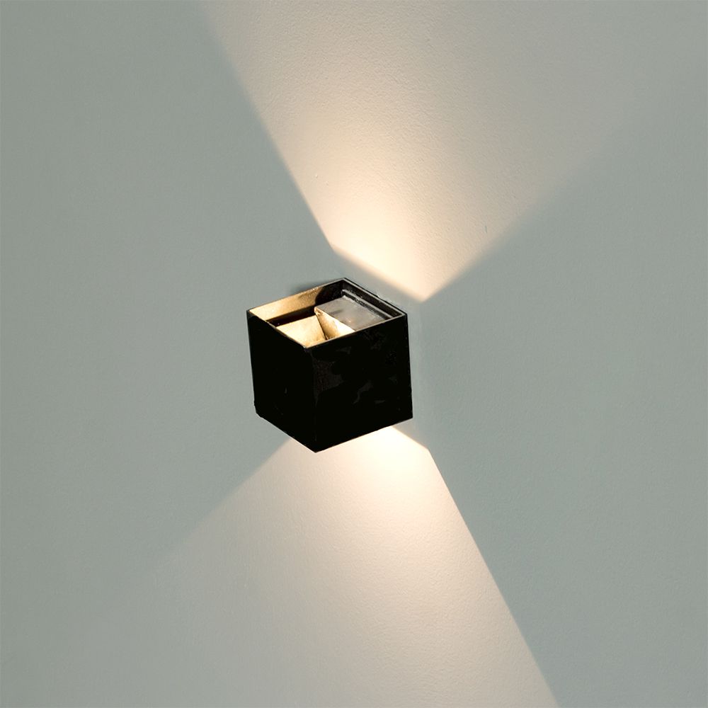 11W Kinkiet kwadratowy LED / CHIP BRIDGELUX / Barwa:3000K / Czarny