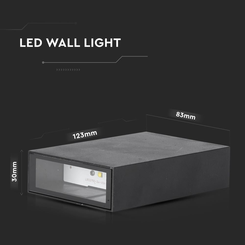 4W Lampa ścienna LED / Barwa:3000K / Obudowa: Czarny
