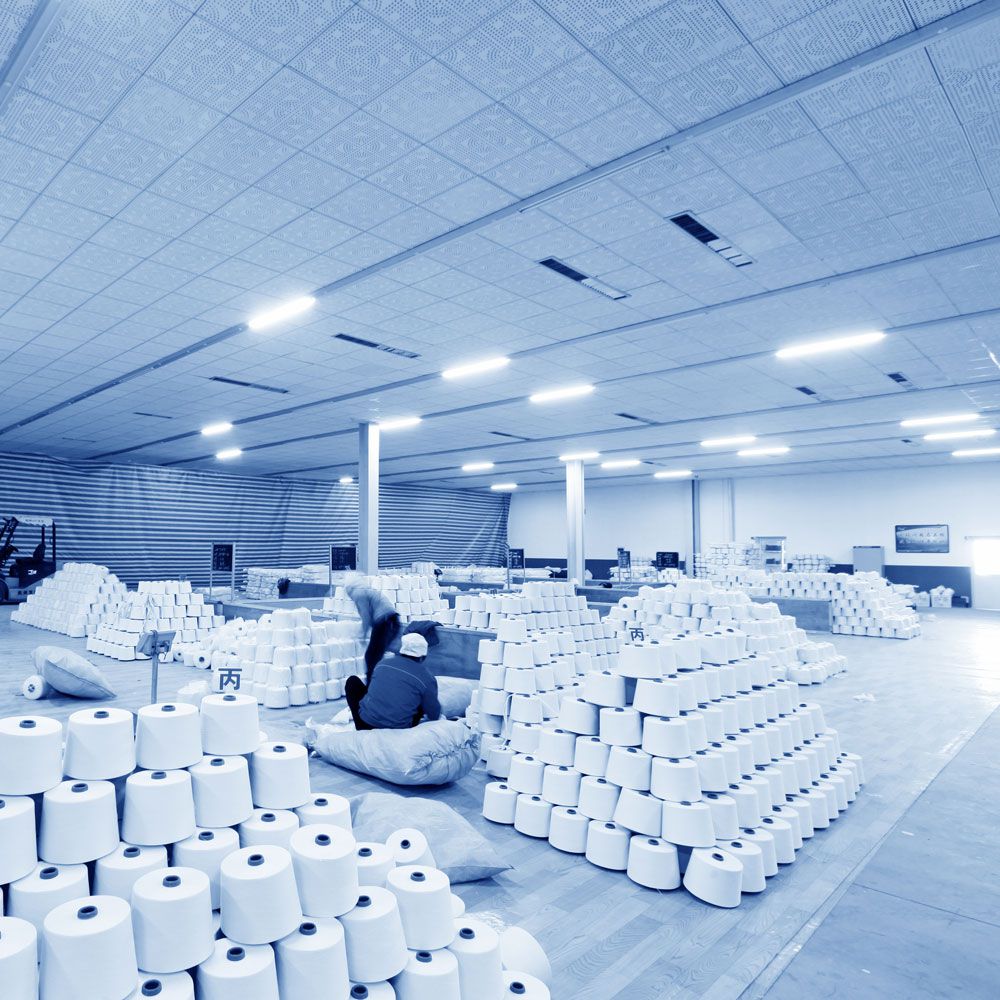 150W Liniowa Oprawa Highbay LED / Chip SAMSUNG / Barwa:4000K / Obudowa: Czarna / Wydajność: 120lm/w / Kąt 120'