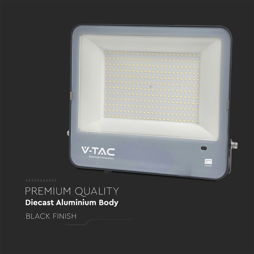 200W Naświetlacz LED z czujnikiem zmierzchu / Chip Samsung / Przewód: 1m / Barwa: 4000K / Obudowa: Czarna / Skuteczność 135lm/w
