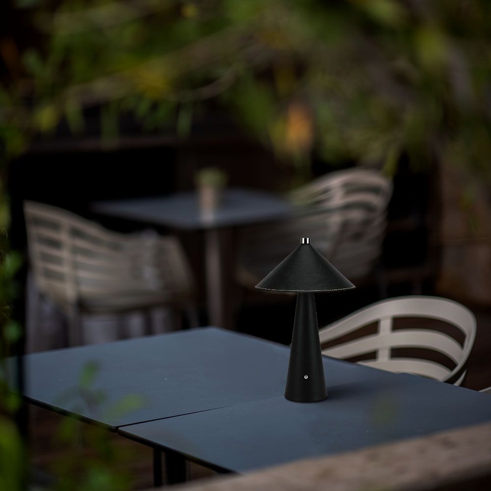 3W Lampka nocna LED zasilana bateryjnie/ Ściemnianie przez dotyk / Bateria 4000mAh / Barwa:3w1 / Obudowa: Czarny