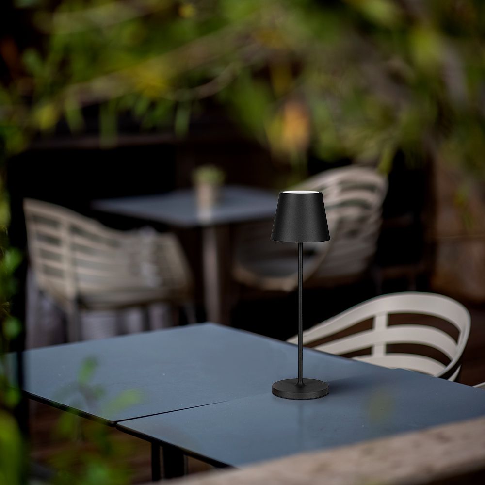 1.5W Lampka nocna LED / Barwa:3000K / Obudowa: Czarny