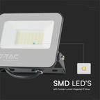 30W Naświetlacz LED / Barwa:RGB+6500K / Obudowa: Czarna / Sterowanie: Pilot