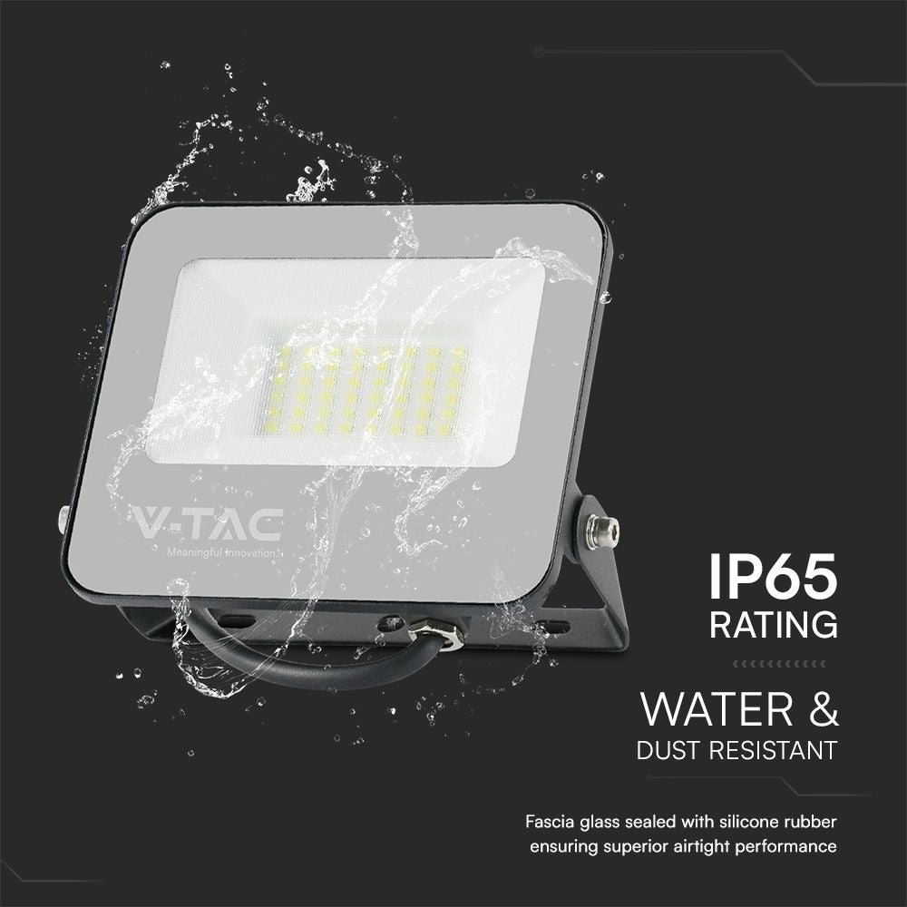 30W Naświetlacz LED / Barwa:RGB+6500K / Obudowa: Czarna / Sterowanie: Pilot