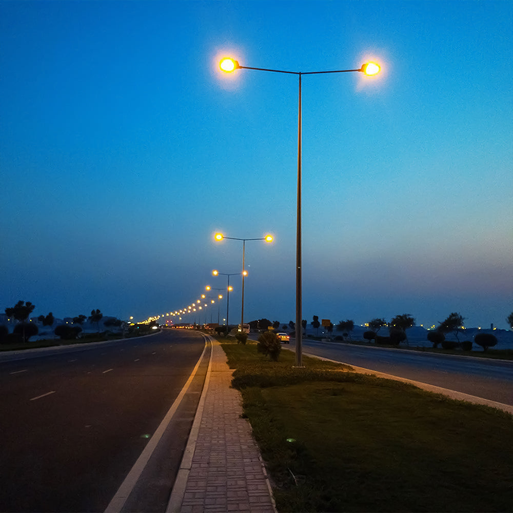 100W Lampa uliczna LED z regulowanym uchwytem Seria-ST / Chip SAMSUNG / Barwa:4000K / Obudowa: Szara