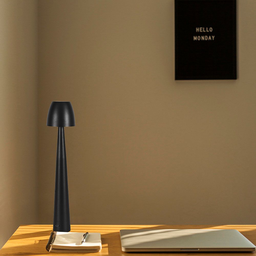 3W Lampka nocna LED zasilana bateryjnie/ Ściemnianie przez dotyk / Bateria 1800mAh / Barwa:3w1 / Obudowa: Czarna