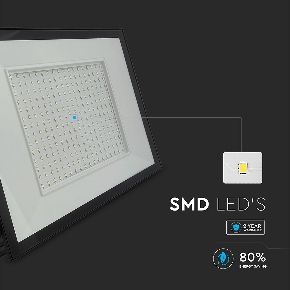 200W Naświetlacz LED / Seria: E-Class / Barwa:4000K / Obudowa: Czarna