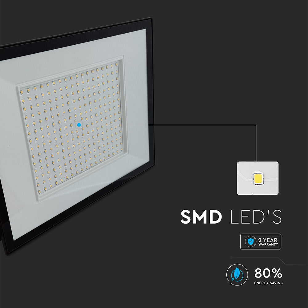 200W Naświetlacz LED / Seria: E-Class / Barwa:6500K / Obudowa: Czarna