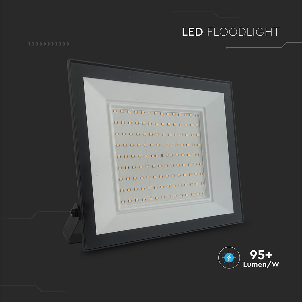 100W Naświetlacz LED / Seria: E-Class / Barwa:3000K / Obudowa: Czarna