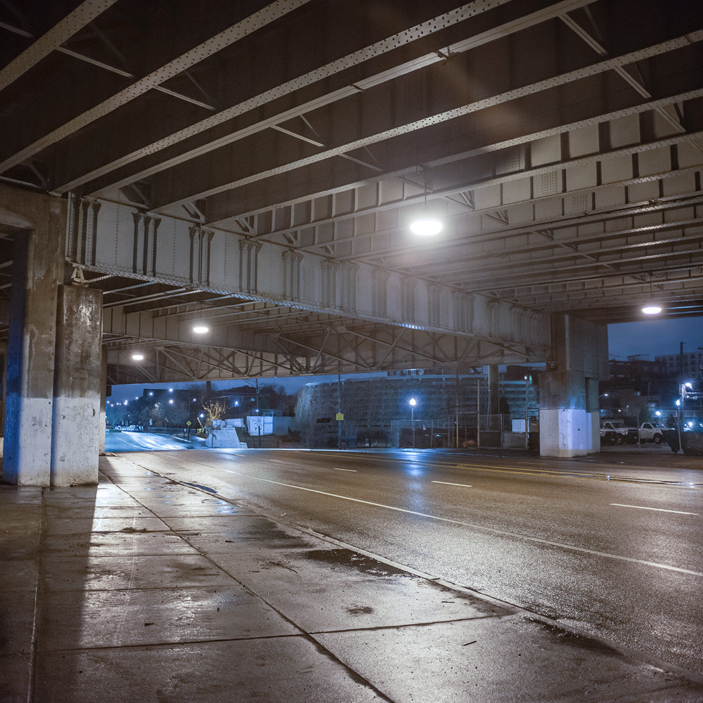 100W Oprawa Highbay / Barwa:4000K / Obudowa: Czarna / 5 Lat gwarancji / Skuteczność 155lm/W / Kąt 90'