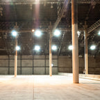 100W Oprawa Highbay / Chip CREE / Barwa:4000K / Obudowa: Czarna / 6 Lat gwarancji / Skuteczność 135lm/W / Kąt 90'