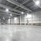 200W Oprawa Highbay / Chip CREE / Barwa:4000K / Obudowa: Czarna / 6 Lat gwarancji / Skuteczność 135lm/W / Kąt 90'
