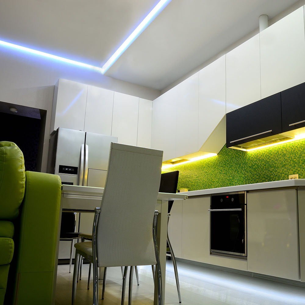 10W Zestaw Taśma LED z zasilaczem / Kompatybilny z Amazon Alexa i Google Home / Barwa: RGB+W / IP20 (BS Wtyczka)