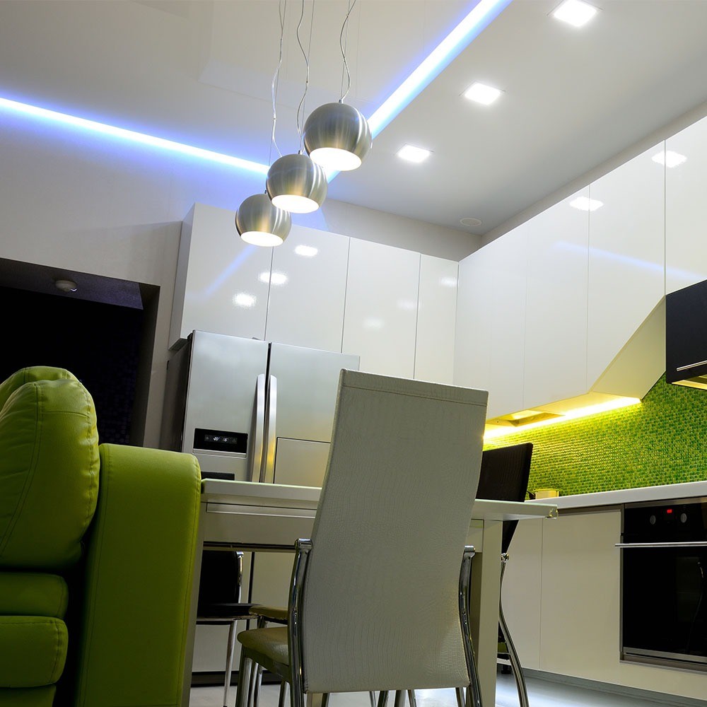 238 Taśma LED / Barwa:3000K / IP20 / Zasilanie: 24V / Rolka:5m