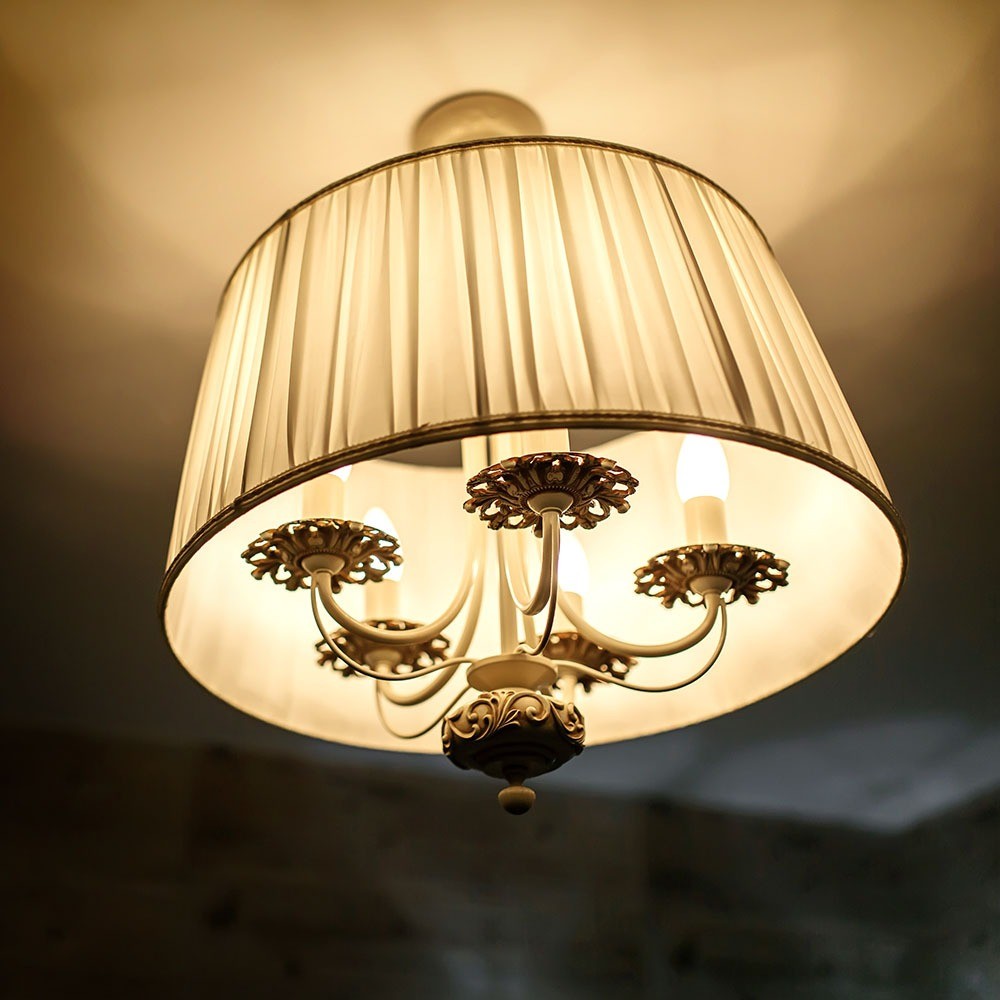 3.5W C35 Żarówka LED sterowana pilotem / Barwa:RGB+3000K / Ściemniana / Trzonek:E14