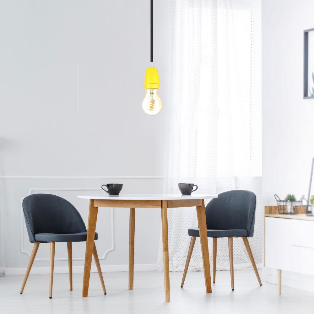 Oprawka porcelanowa / Trzonek:E27 / Żółty