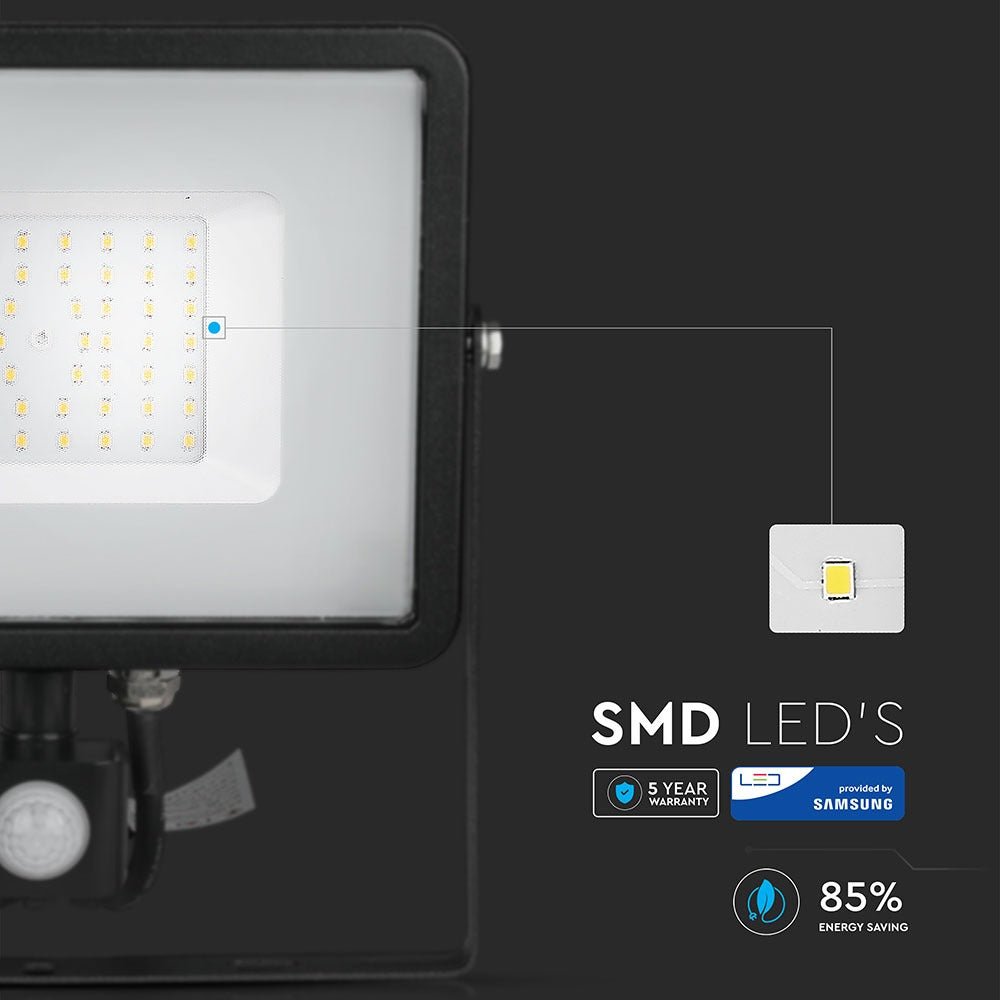 50W Naświetlacz LED SMD z czujnikiem ruchu / Chip SAMSUNG / Barwa:6400K / Obudowa: Czarna