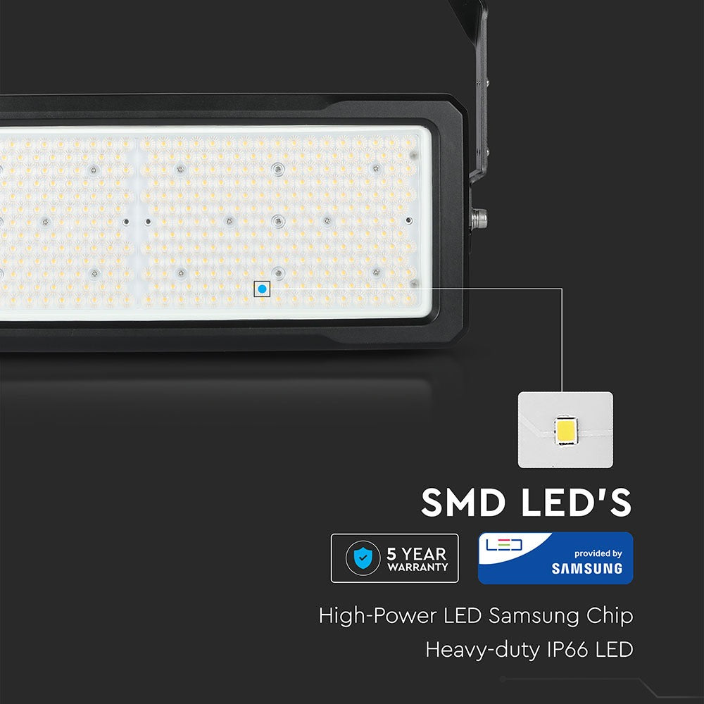 250W Oprawa stadionowa / Chip SAMSUNG / ZASILACZ MEANWELL / Barwa:4000K / ŚCIEMNIANIE 0-10V / KĄT 60'
