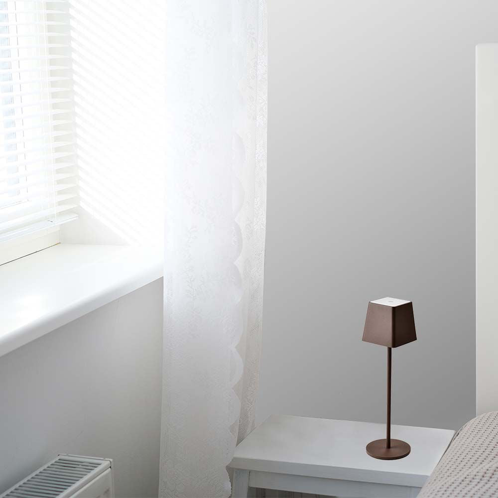 2W Lampka nocna LED zasilana bateryjnie / Ściemnianie przez dotyk / Barwa: 3000K / Obudowa: Brązowy