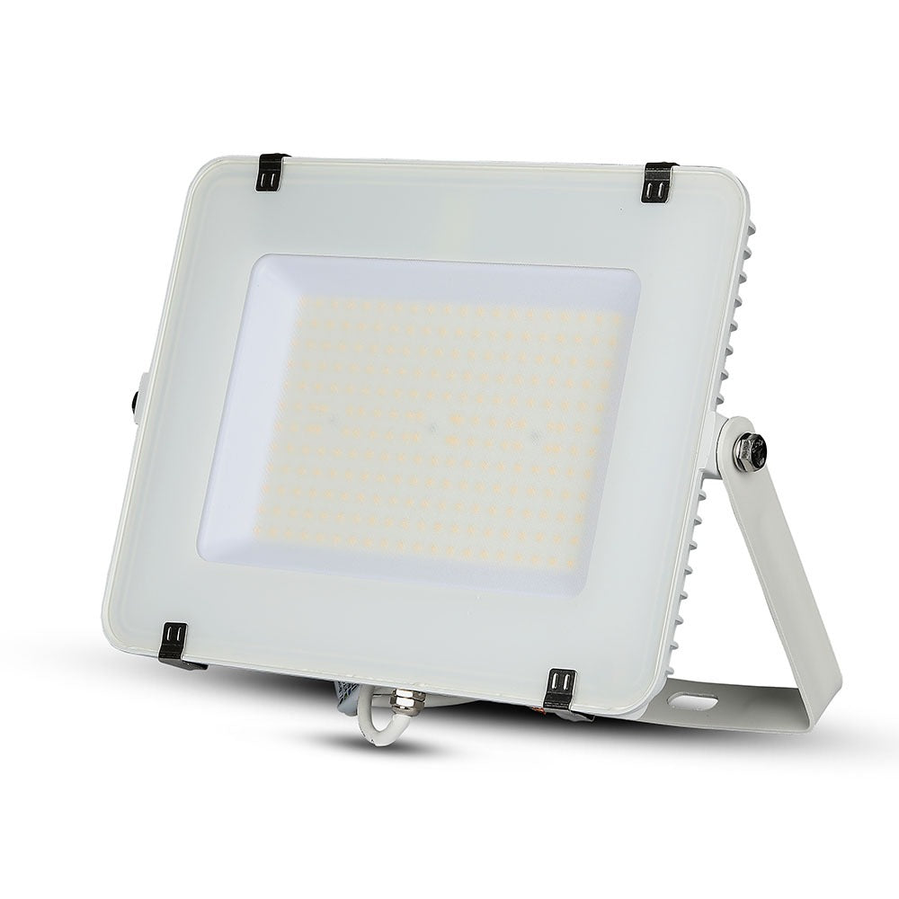 150W Naświetlacz LED SMD / Chip SAMSUNG / Barwa:4000K / Obudowa: Biała / Wydajność: 120lm/w