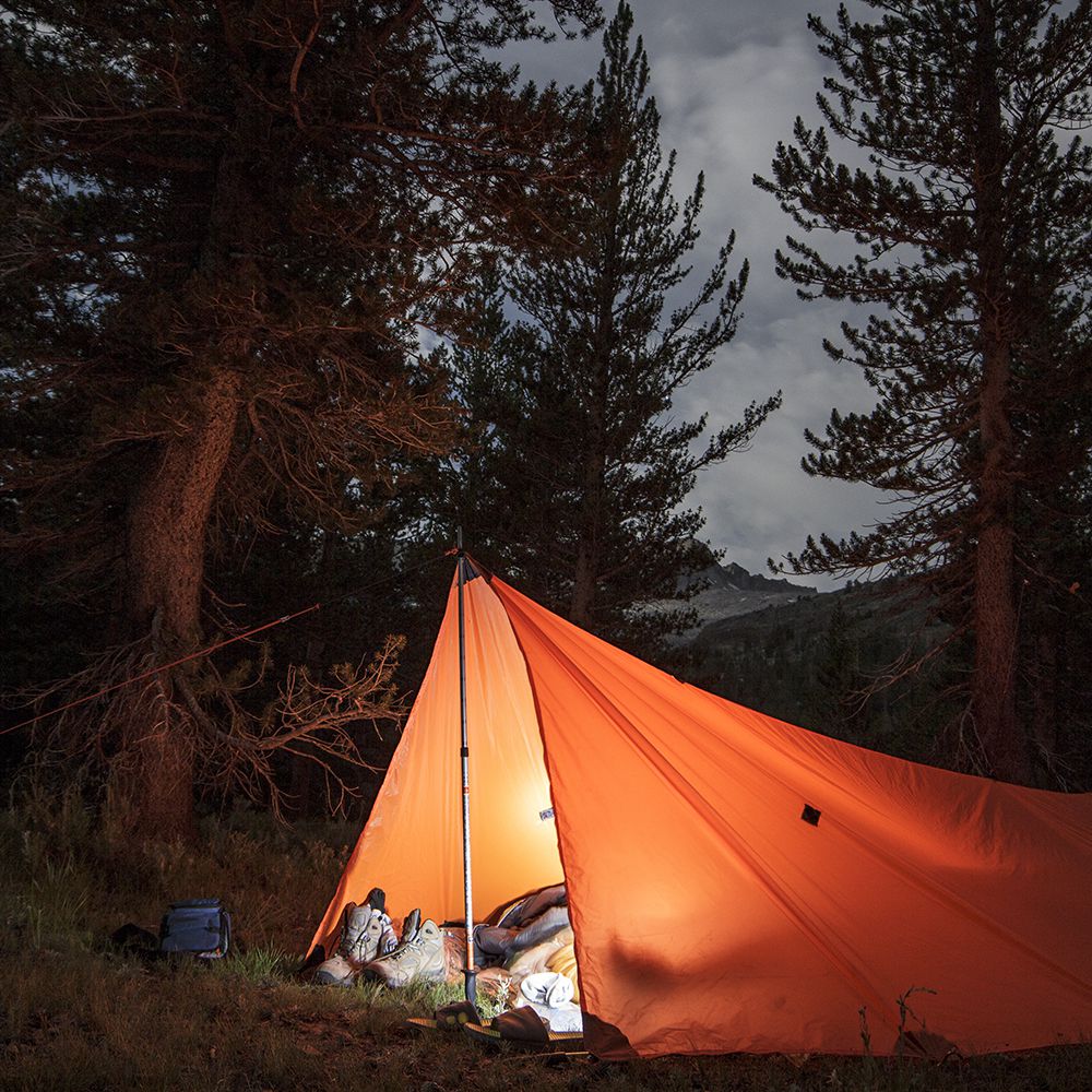 15W A90 Żarówka LED z zasilaniem awaryjnym / Czas pracy na baterii: 3 godziny / Barwa: 4000K / Trzonek: E27