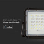 6W Solarny naświetlacz LED z czujnikiem zmierzchu / Panel z przewodem: 3m / Pilot / Bateria 5000mAh/ Barwa:6400K / Obudowa: Czarna