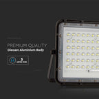 15W Solarny naświetlacz LED z czujnikiem zmierzchu / Panel z przewodem: 3m / Pilot / Bateria 12000mAh/ Barwa:4000K / Obudowa: Czarna