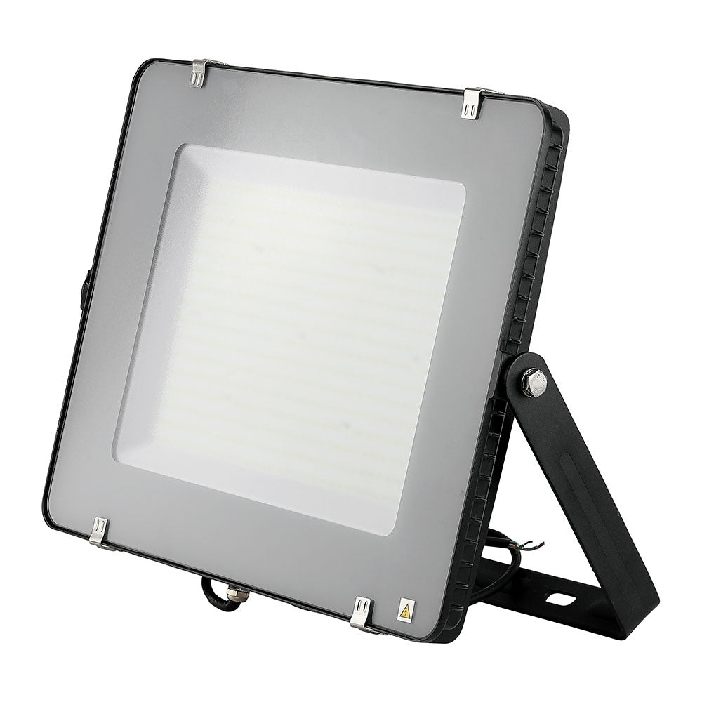 300W Naświetlacz LED SMD / Chip SAMSUNG / Barwa:6400K / Obudowa: Czarna / Wydajność: 120lm/w