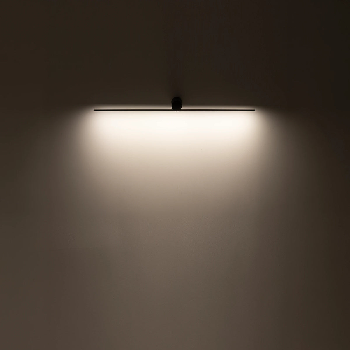 Nowodvorski Kinkiet PIN LED S 6W 50/60Hz - Aluminium lakierowane - Czarny 8127 - lampa włączona