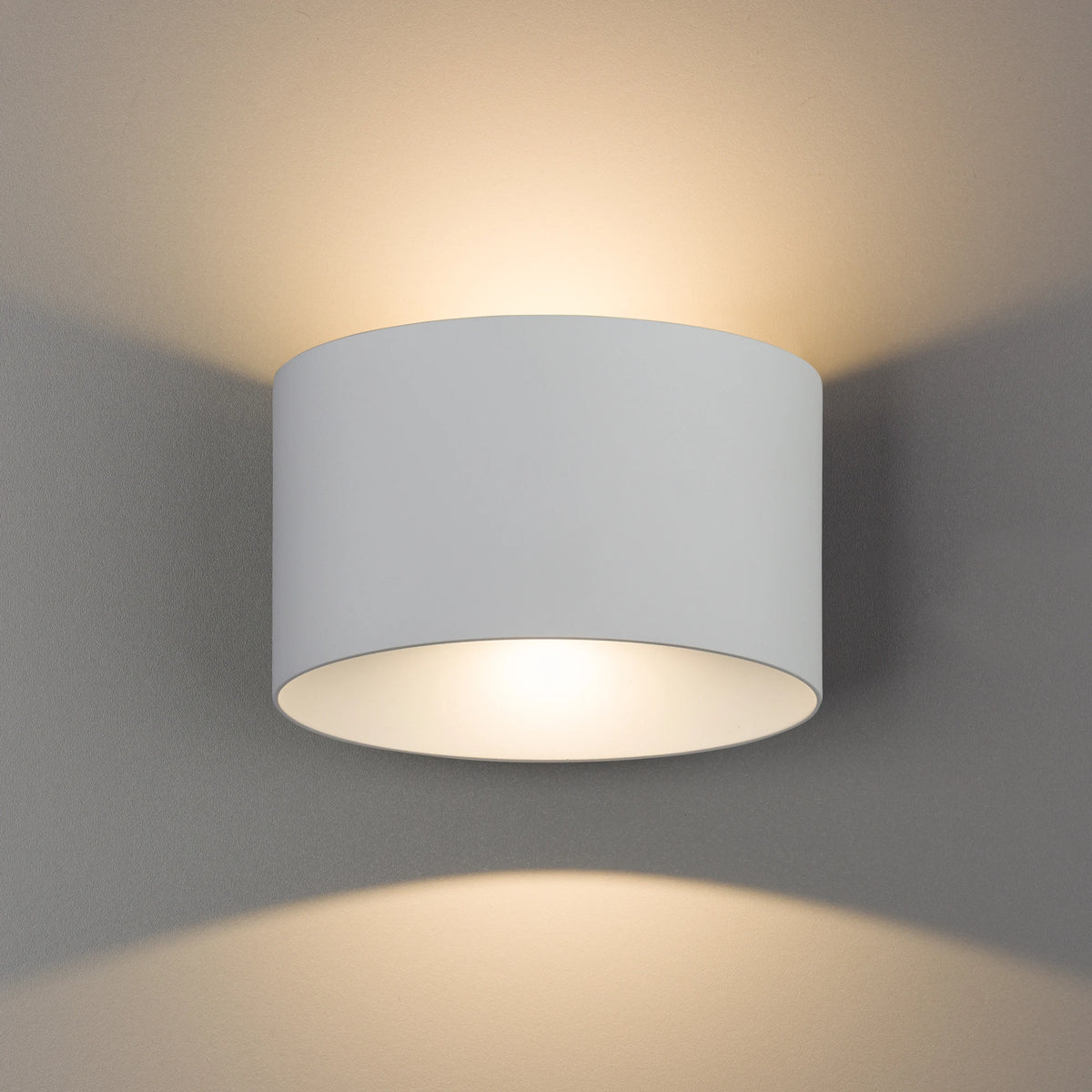 Nowodvorski Lampa ścienna natynkowa ELLIPSES LED 2x5W 50/60Hz IP54 - Aluminium lakierowane - Biały 8140 - lampa włączona