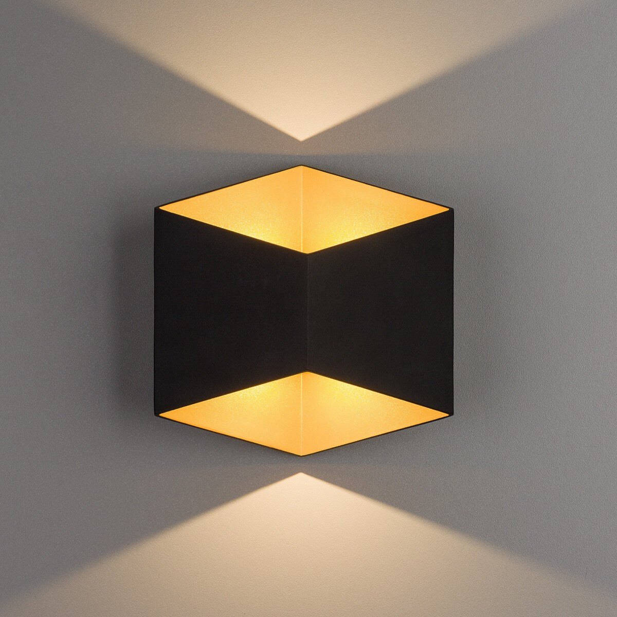 Nowodvorski Lampa ścienna natynkowa TRIANGLES LED 2x5W 50/60Hz IP54 - Aluminium lakierowane - Czarno-złoty 8141