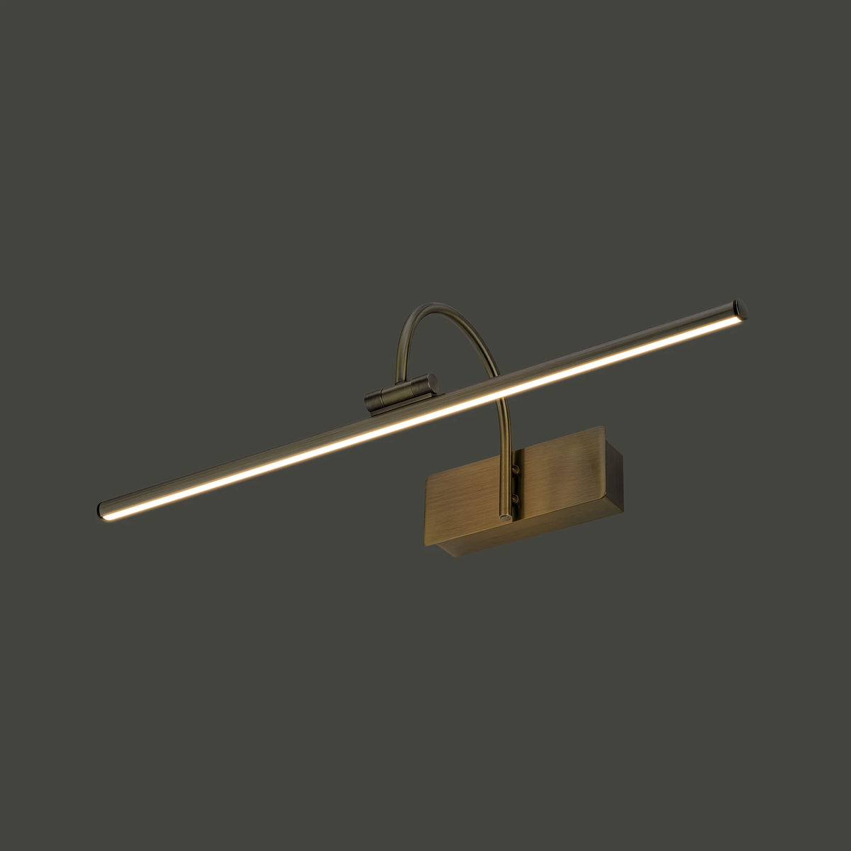 Nowodvorski Kinkiet GIOTTO LED M 13W 50/60Hz - Stal mosiądzowana - Antyczny mosiądz 8170 - lampa włączona