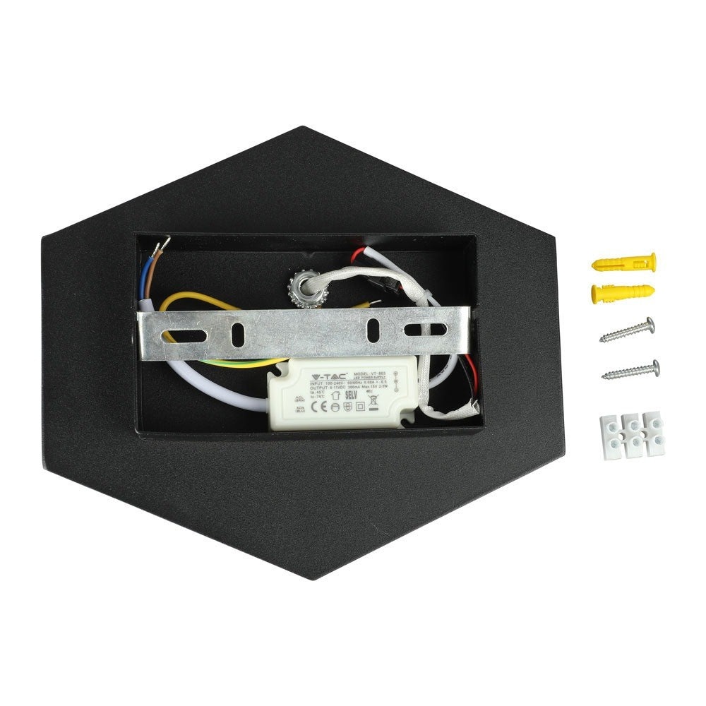 3W Oprawa ścienna ROMB / CHIP BRIDGELUX / Barwa:3000K / Obudowa: Czarna