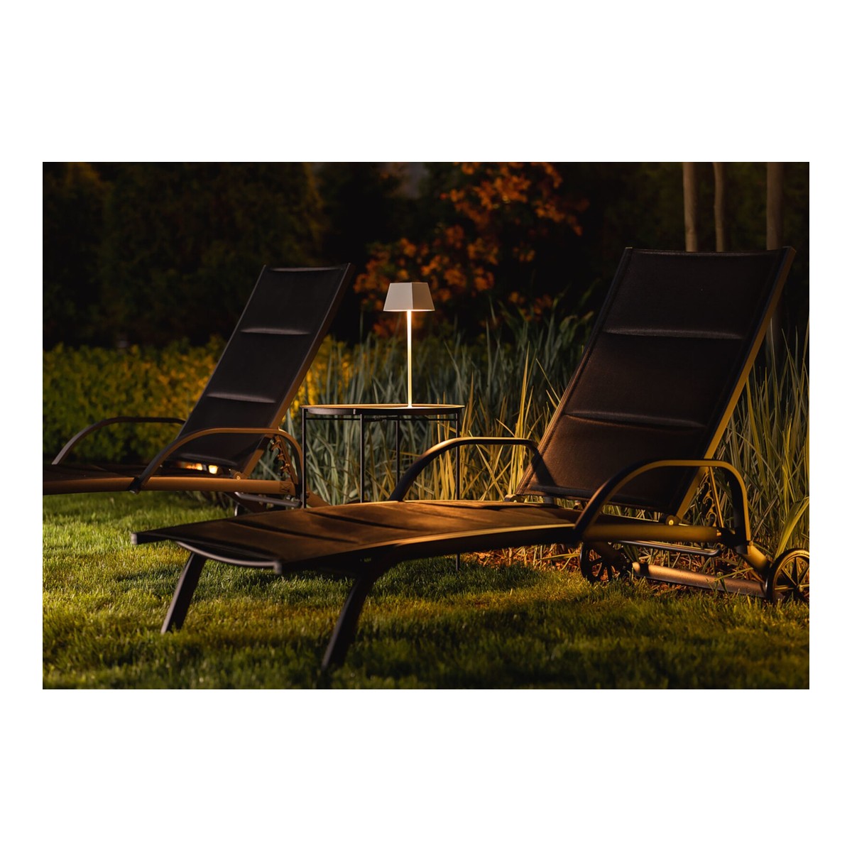 Nowodvorski Lampa stojąca MAHE LED 2,2W 50/60Hz IP54 - Aluminium lakierowane - Biały 8397