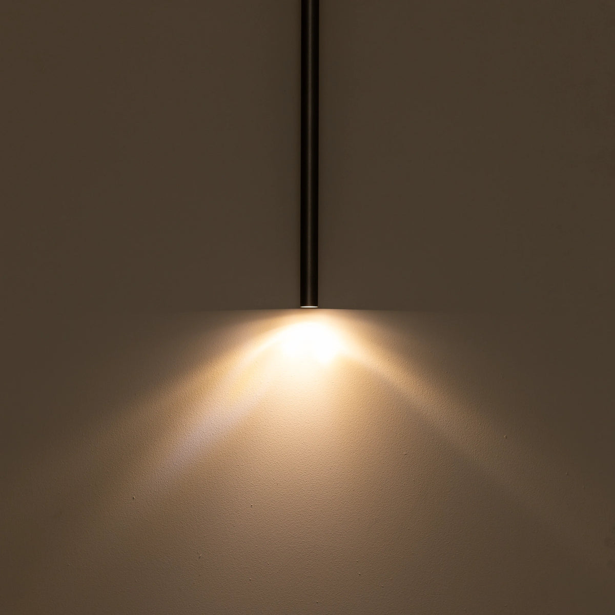 Nowodvorski Lampa wisząca LASER 1000 10W only LED 50/60Hz - Stal lakierowana - Czarny II 8436 - lampa włączona