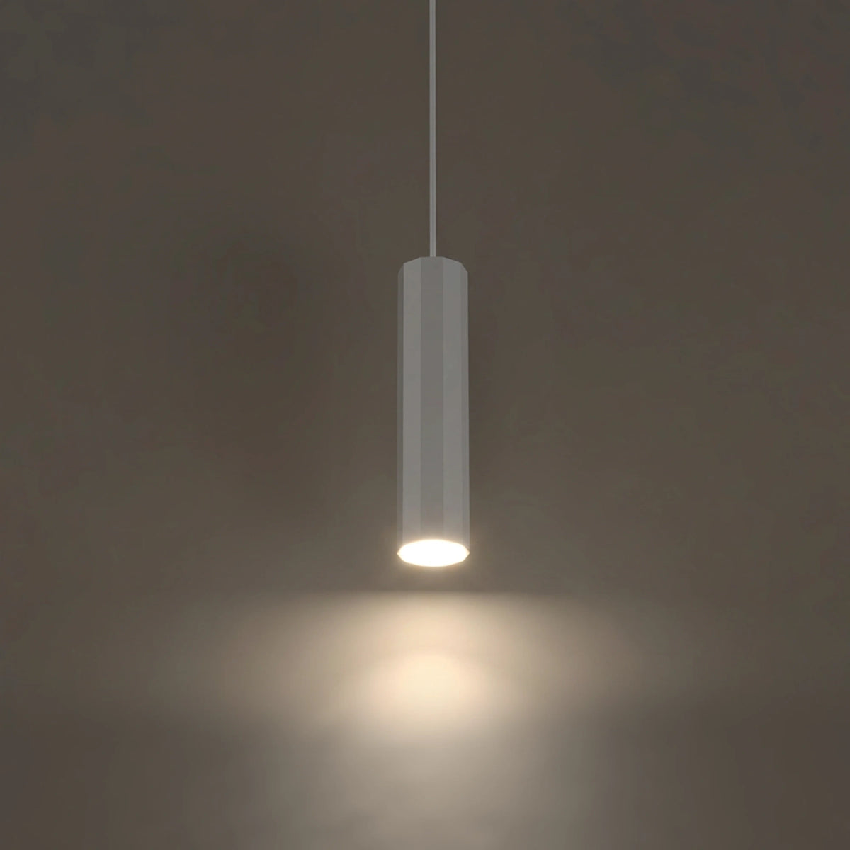 Nowodvorski Klosz / Oprawa CAMELEON POLY M - Aluminium lakierowane - Biały 8474 - lampa włączona