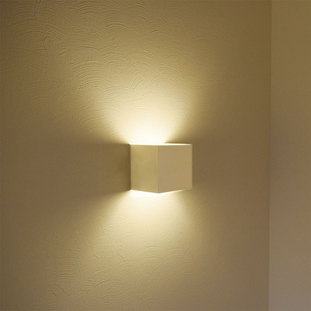 12W Kinkiet kwadratowy LED / CHIP BRIDGELUX / Barwa:4000K / Biały