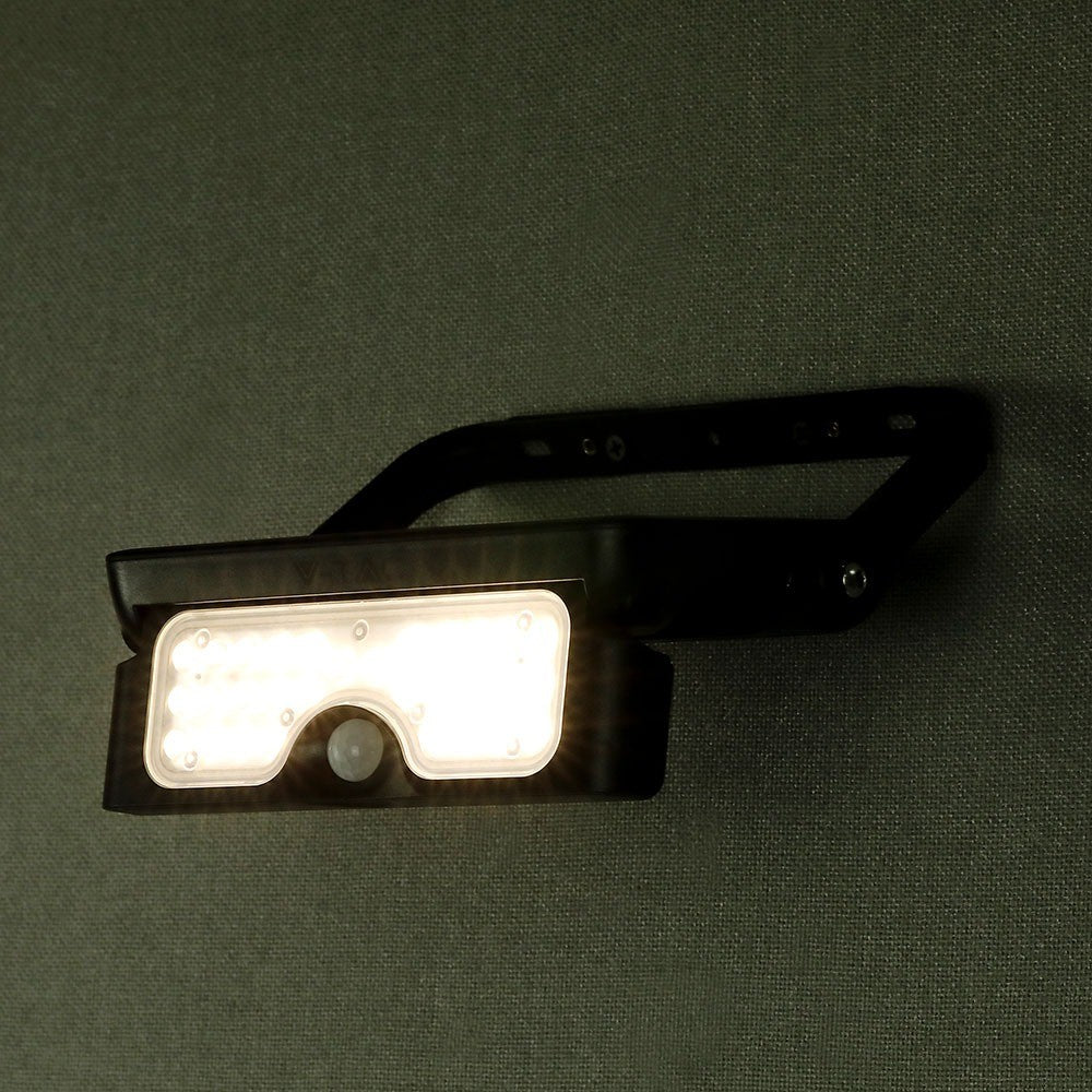 5W Naświetlacz LED solarny / Barwa:4000K / Obudowa: Czarna